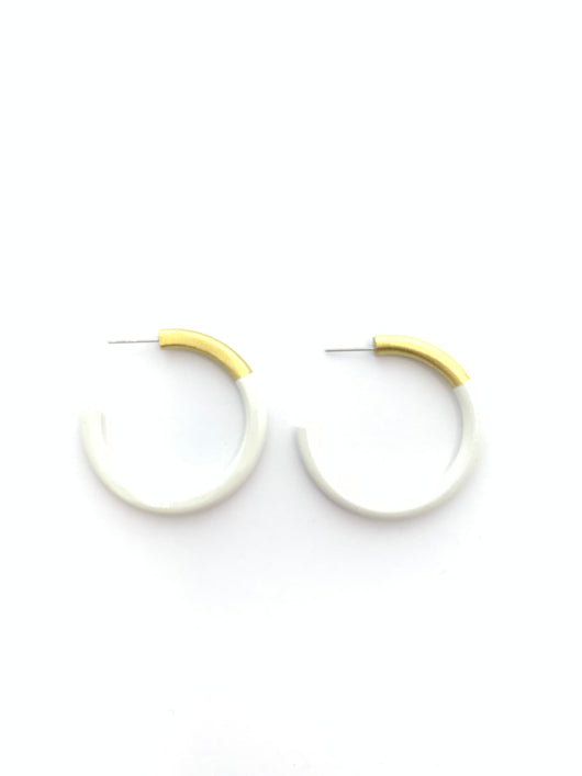Liz Medium Hoops • White