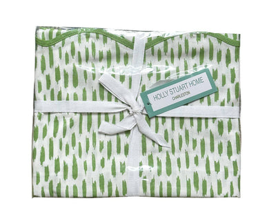 Scalloped Square Tablecloth | Green Tea