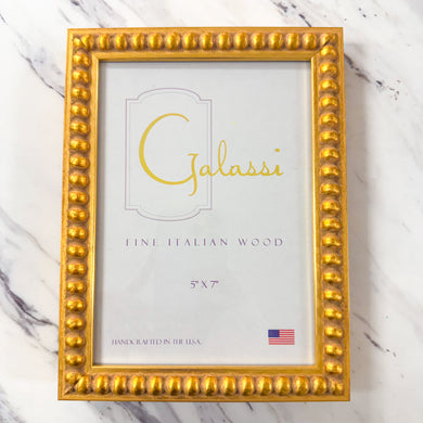 Diana Gold • 5