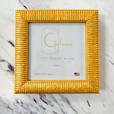 Linear Gold • 4