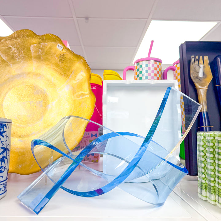 Acrylic Knot Sculpture | Light Blue