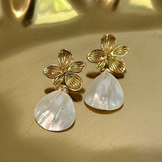 The Camilla Earring