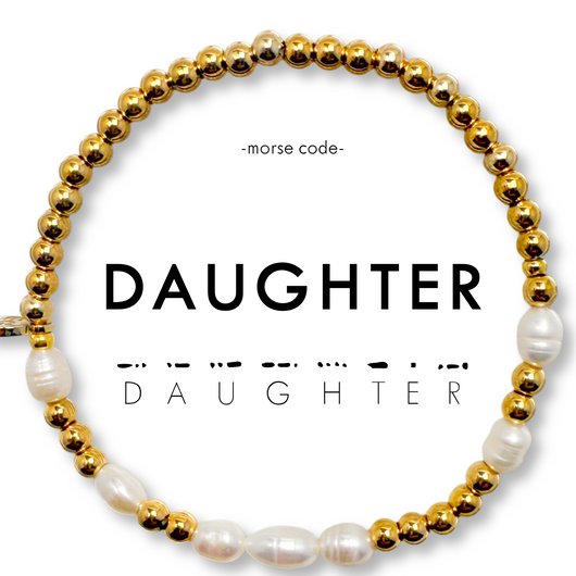 Daughter Bracelet • Gold and Pearl