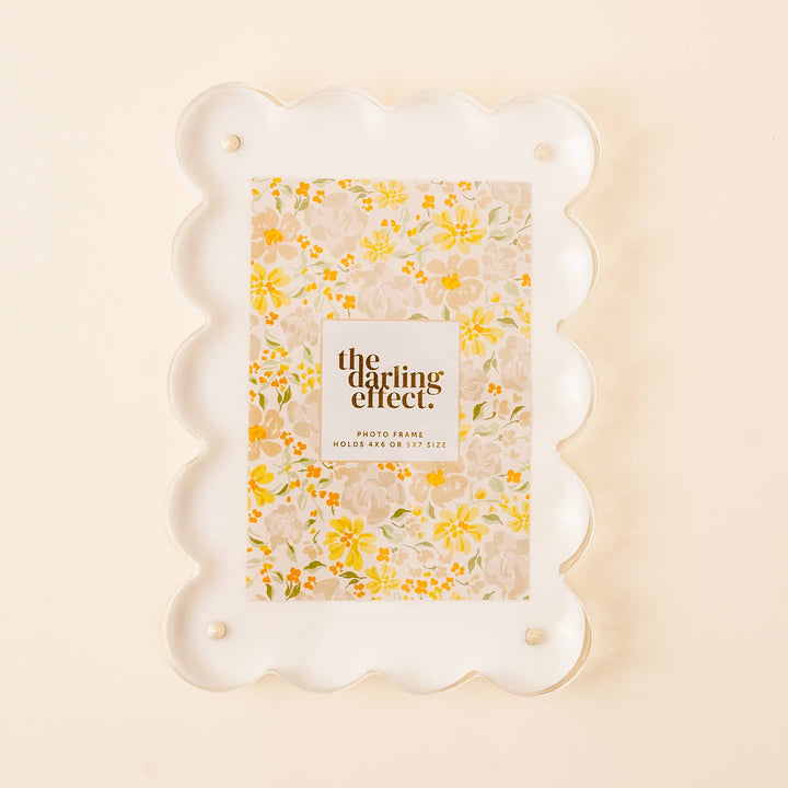 Scalloped Acrylic Frame Rectangle | White