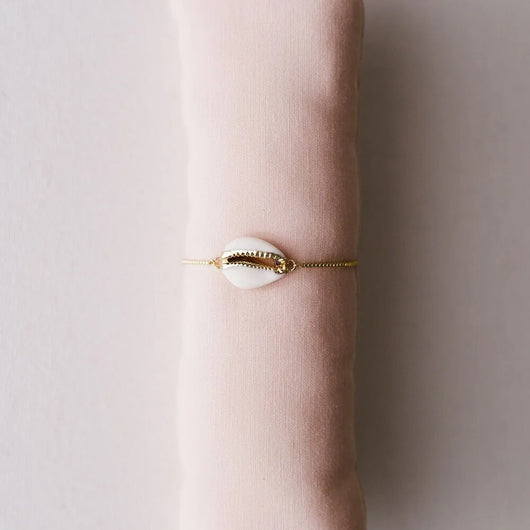 Grit & Grace Bolo Bracelet | Cowrey Shell