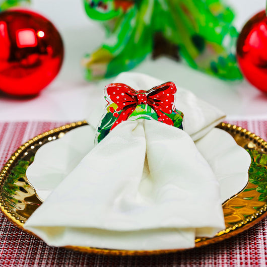 Red Berry Wreath Napkin Ring