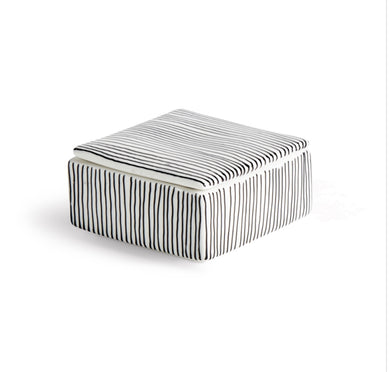 Darla Lidded Box